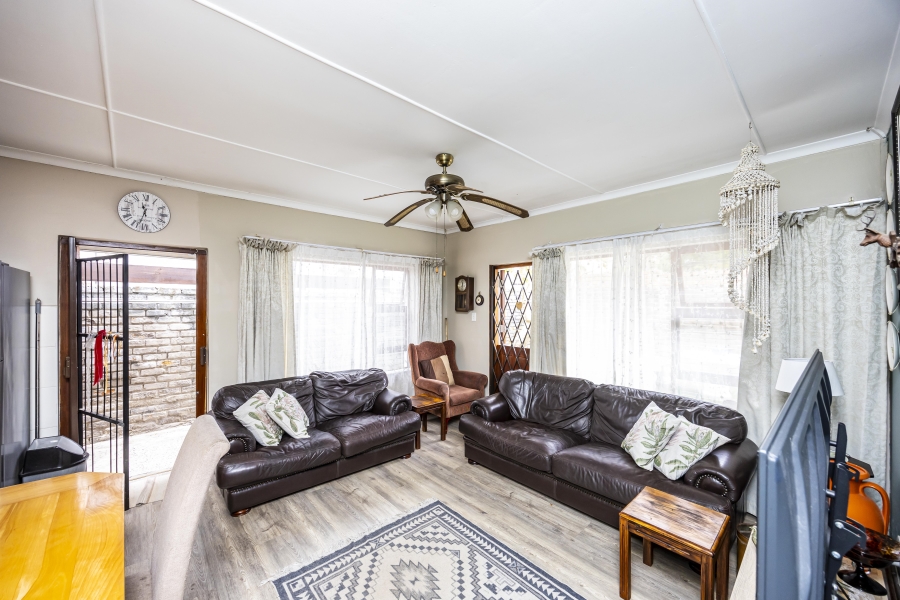 3 Bedroom Property for Sale in Beacon Bay North Eastern Cape